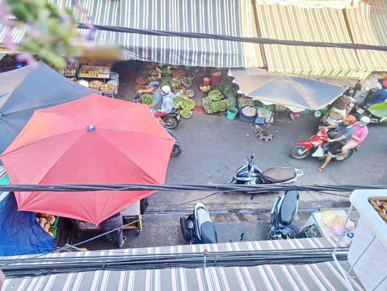 Bán nhà 2 tầng mặt tiền chợ Hoàng Minh Đạo P.5 Quận 8